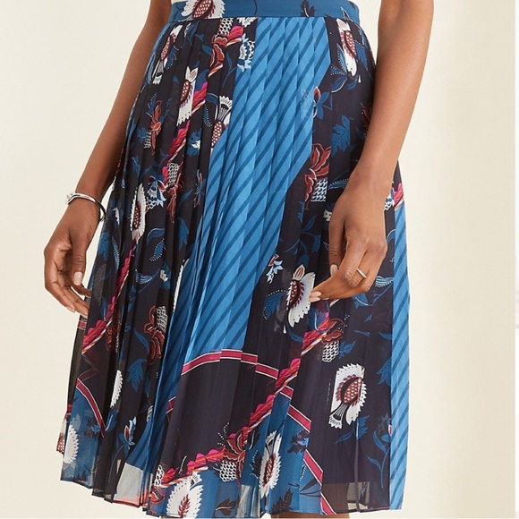 Ann Taylor Floral Scarf Print Pleated Skirt NWT Size 14 - Picture 1 of 5